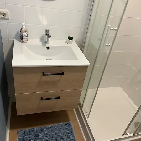 Sable Acces Direct Gare Centre Et Futuroscope